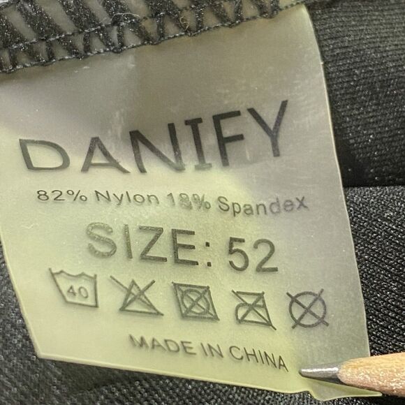 DANIFY Plus Size Swimsuit One Piece Size 52 Black Skirt Style XXL Stretch - Picture 6 of 6